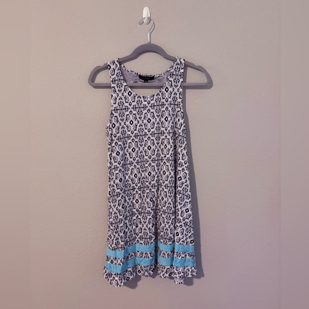 Patterned Sleeveless Dress with Blue Accents